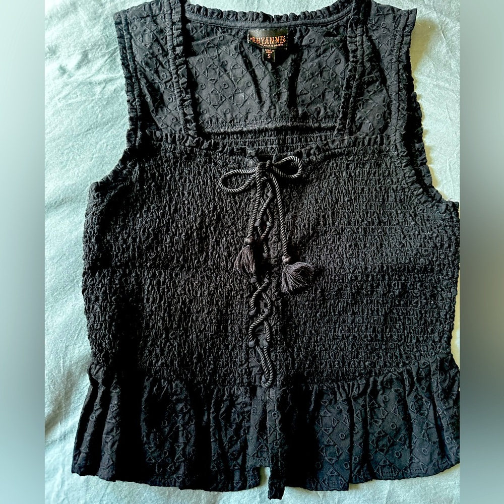 Shyanne Black Tank Top Tie Front Size Small Boot Barn